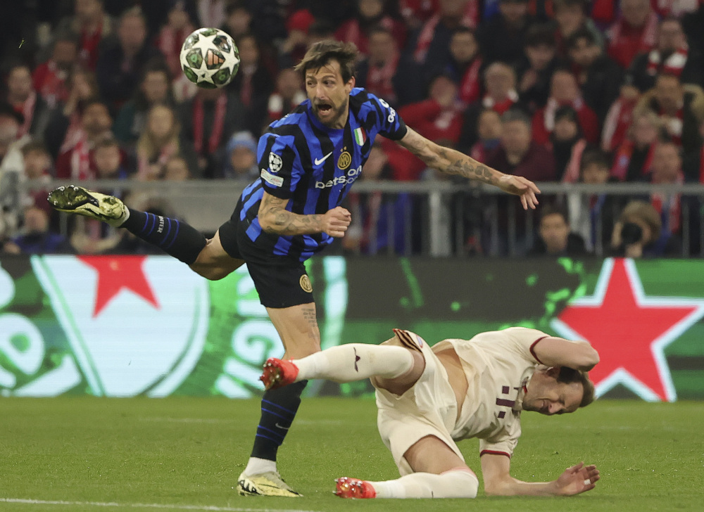 湖人逆转鹈鹕！拉拉维亚+双核轰88分，艾顿末节觉醒，替补仅11分