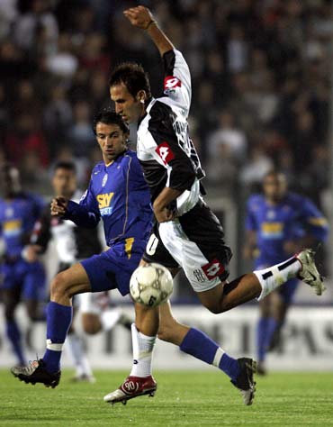 P社在《吸血鬼：避世血族2》上亏损3300万美元 称原因在自己