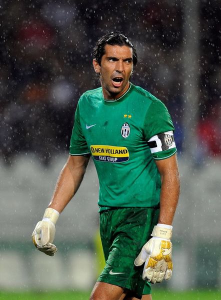 《MHR曙光》盟友任务介绍：结伴同行 共同讨伐怪物